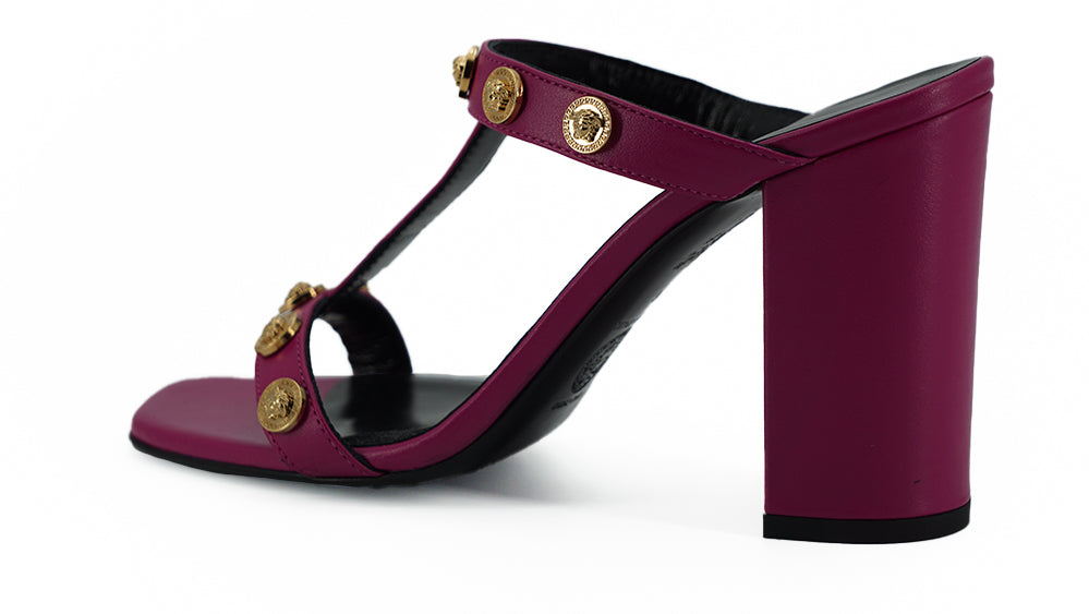 Versace – Elegante, violette Sandalen aus Kalbsleder