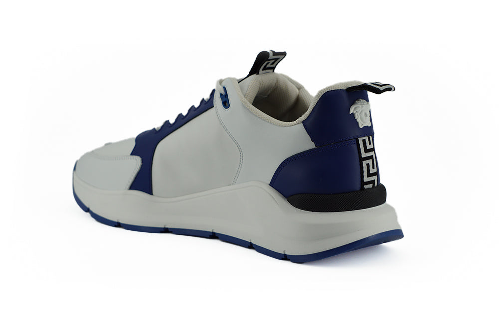 Elegante blau-weiße Ledersneakers von Versace