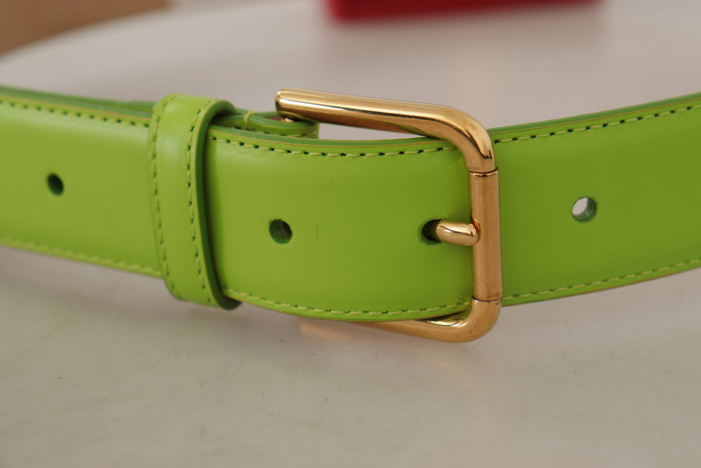 Dolce & Gabbana Sac micro-casque en cuir vert Devotion Heart avec ceinture pour écouteurs