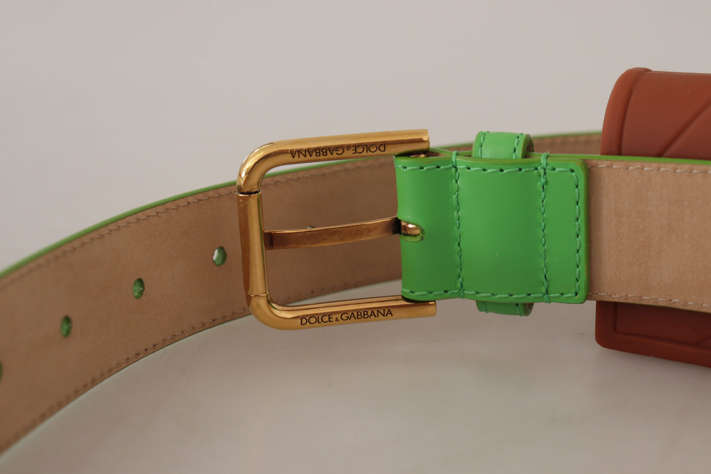Dolce & Gabbana Sac micro-casque en cuir vert Devotion Heart avec ceinture pour écouteurs