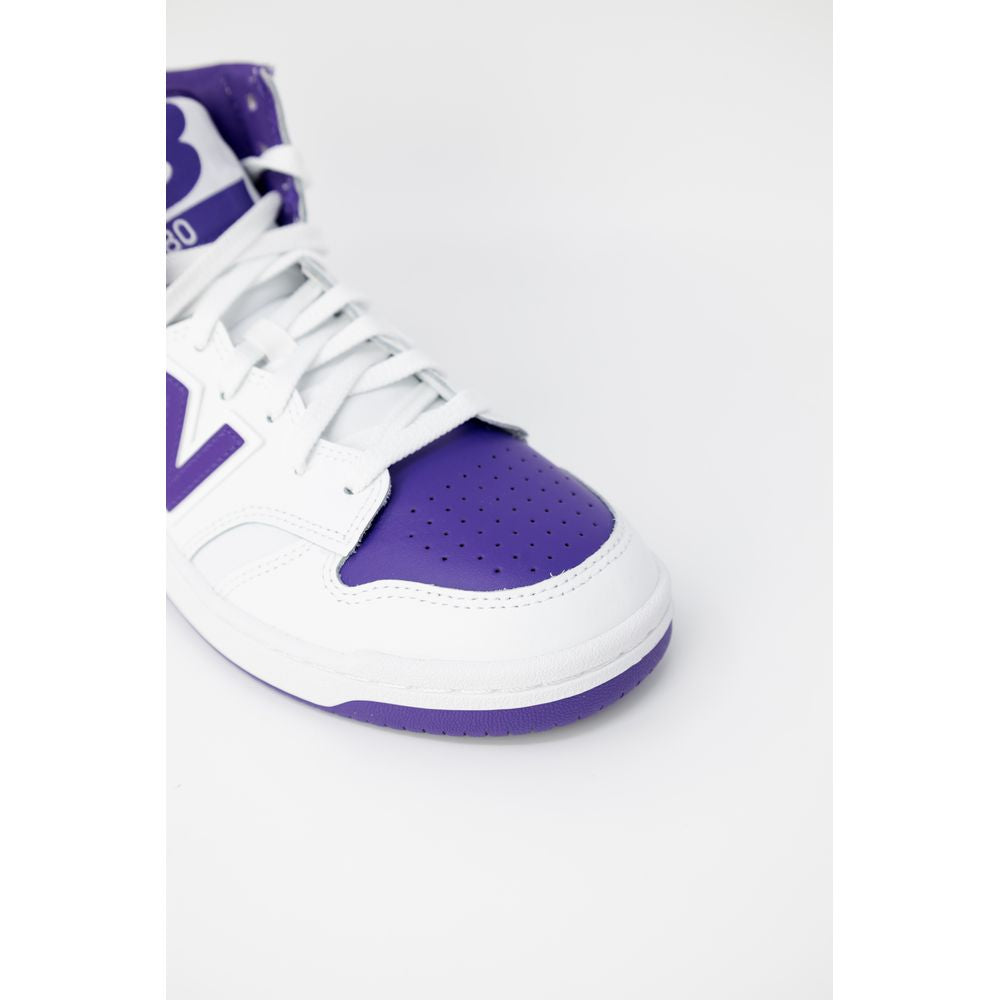 Lilafarbene New Balance Ledersneaker