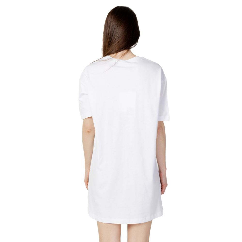 Short en coton blanc Love Moschino