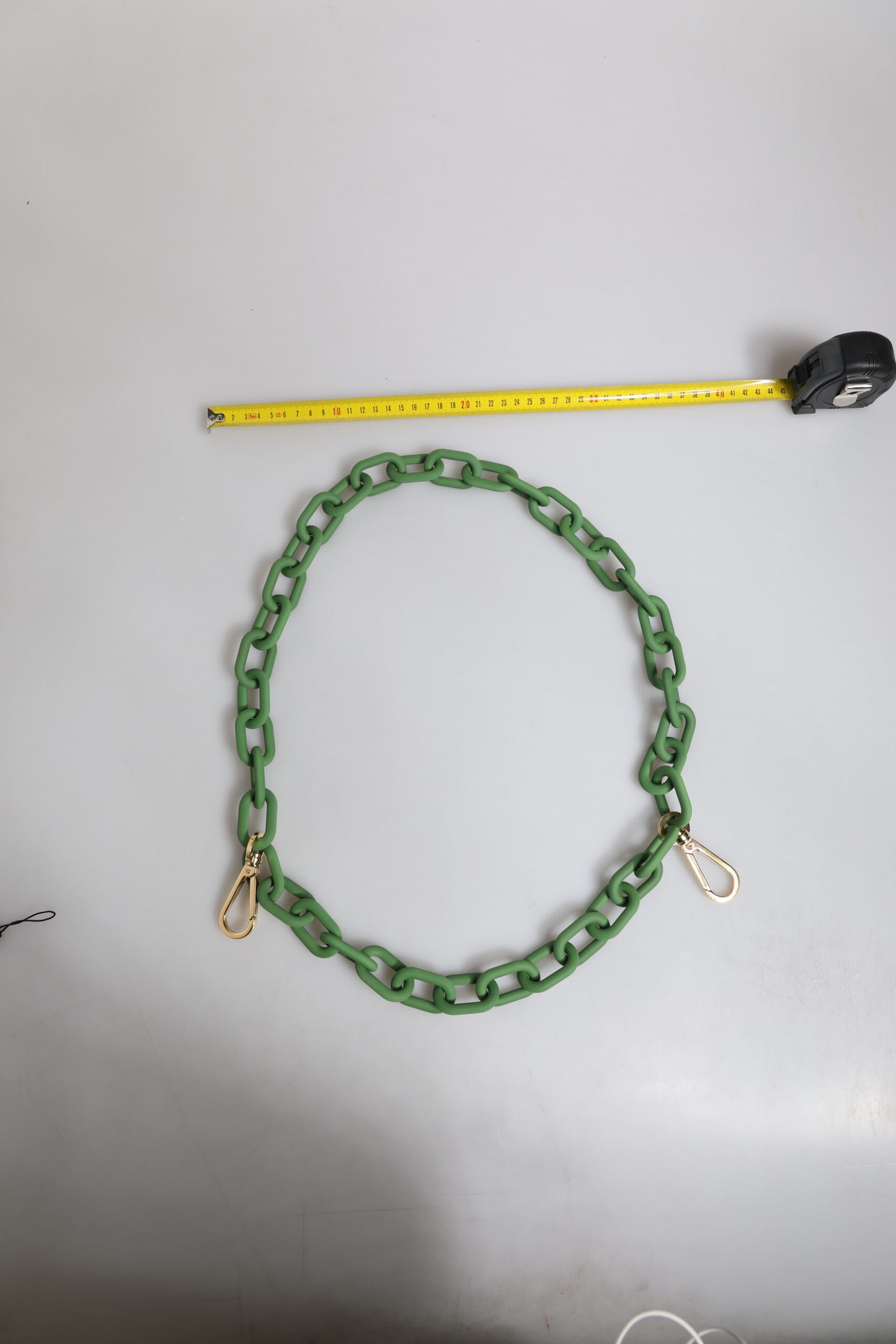 Chaîne de portefeuille épaisse en acrylique plexiglas vert Dolce & Gabbana avec quincaillerie dorée
