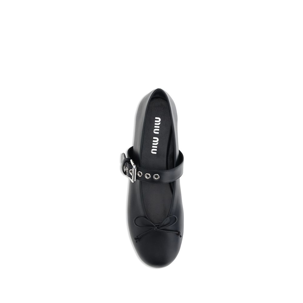 Miu Miu Lederballerinas