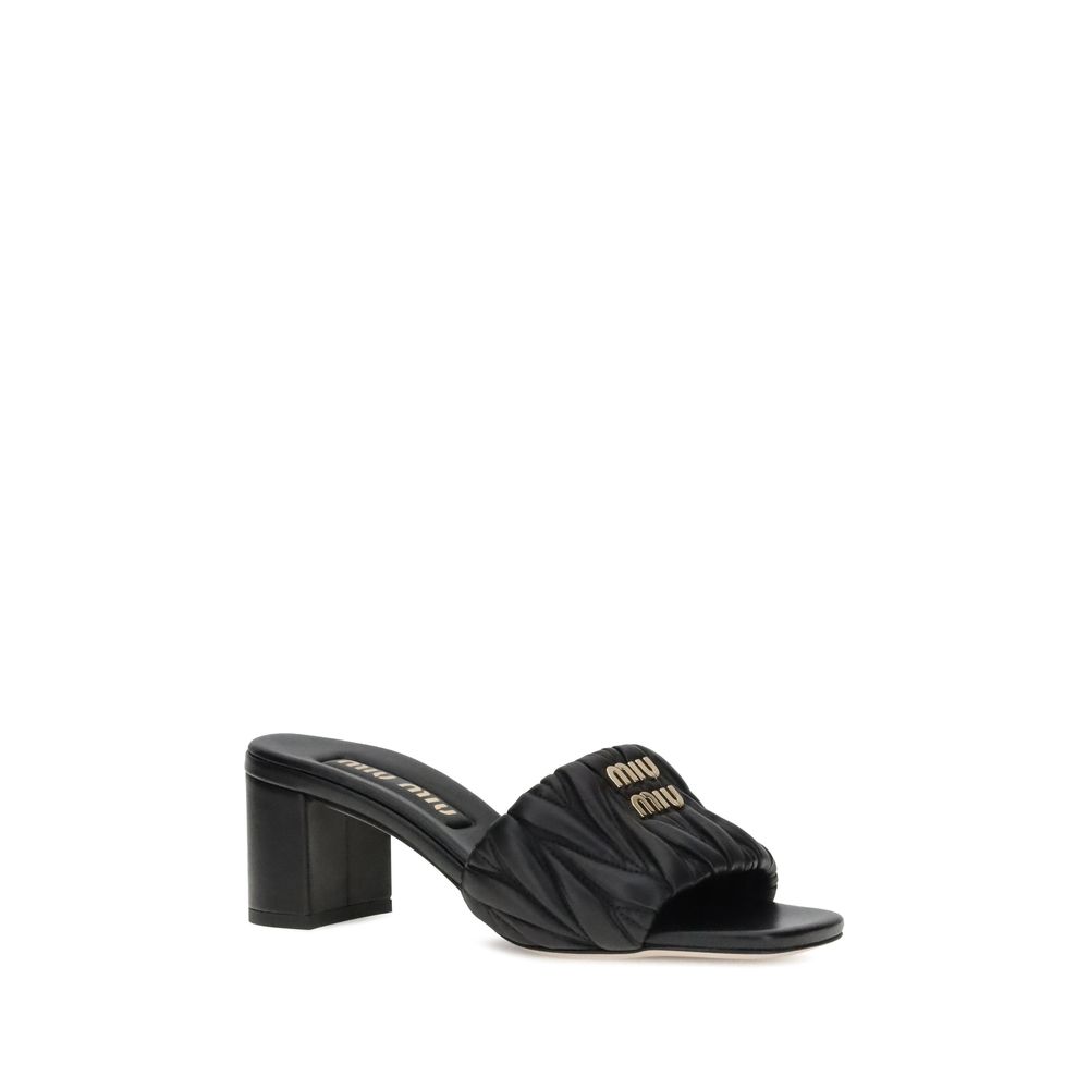 Miu Miu Sandalen mit Logo