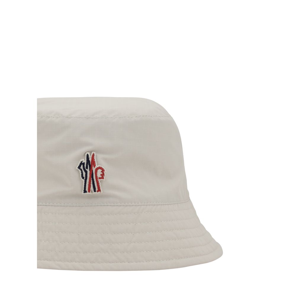Bob avec logo Moncler Grenoble