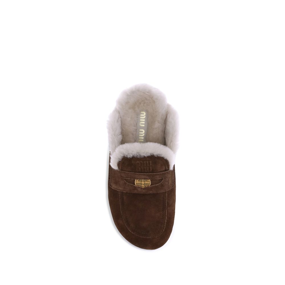 Miu Miu Pantoletten aus Lammfell