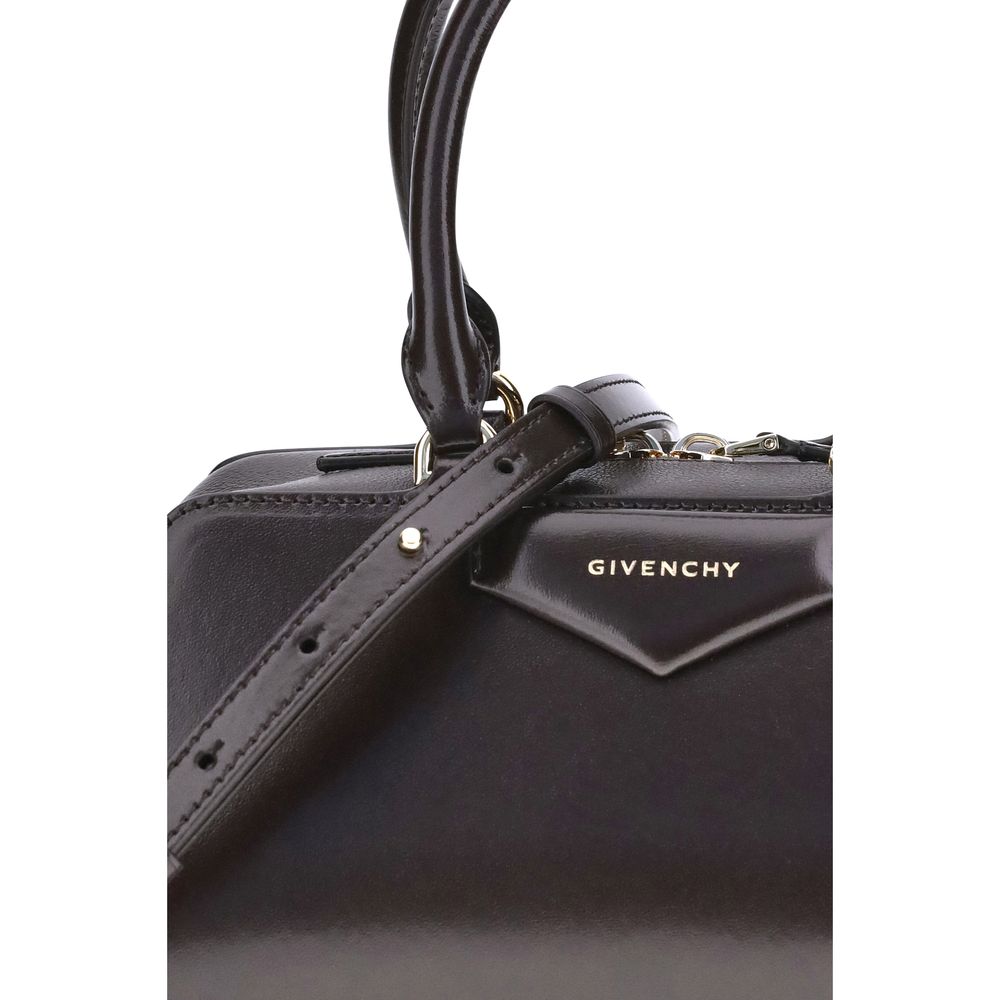 Givenchy Antigona East-West kleine Handtasche