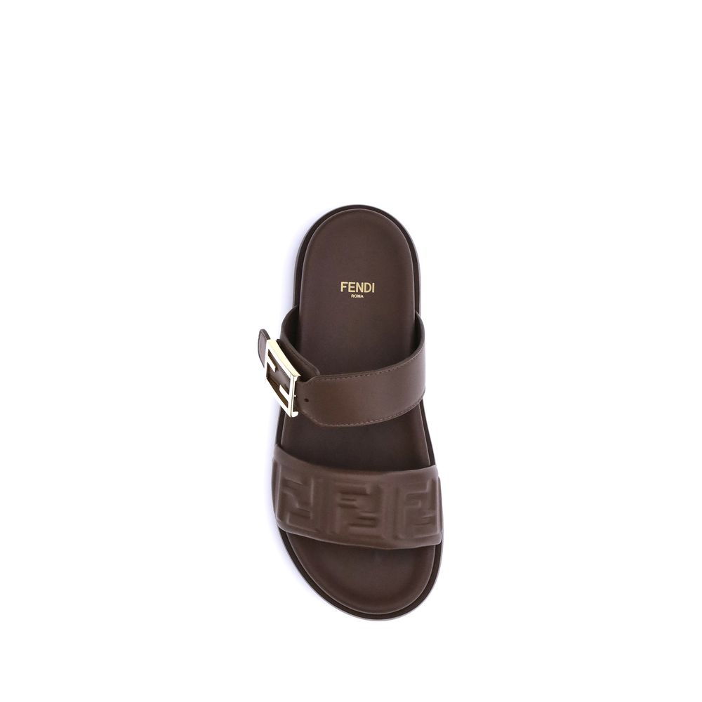 Fendi Logo-Sandalen