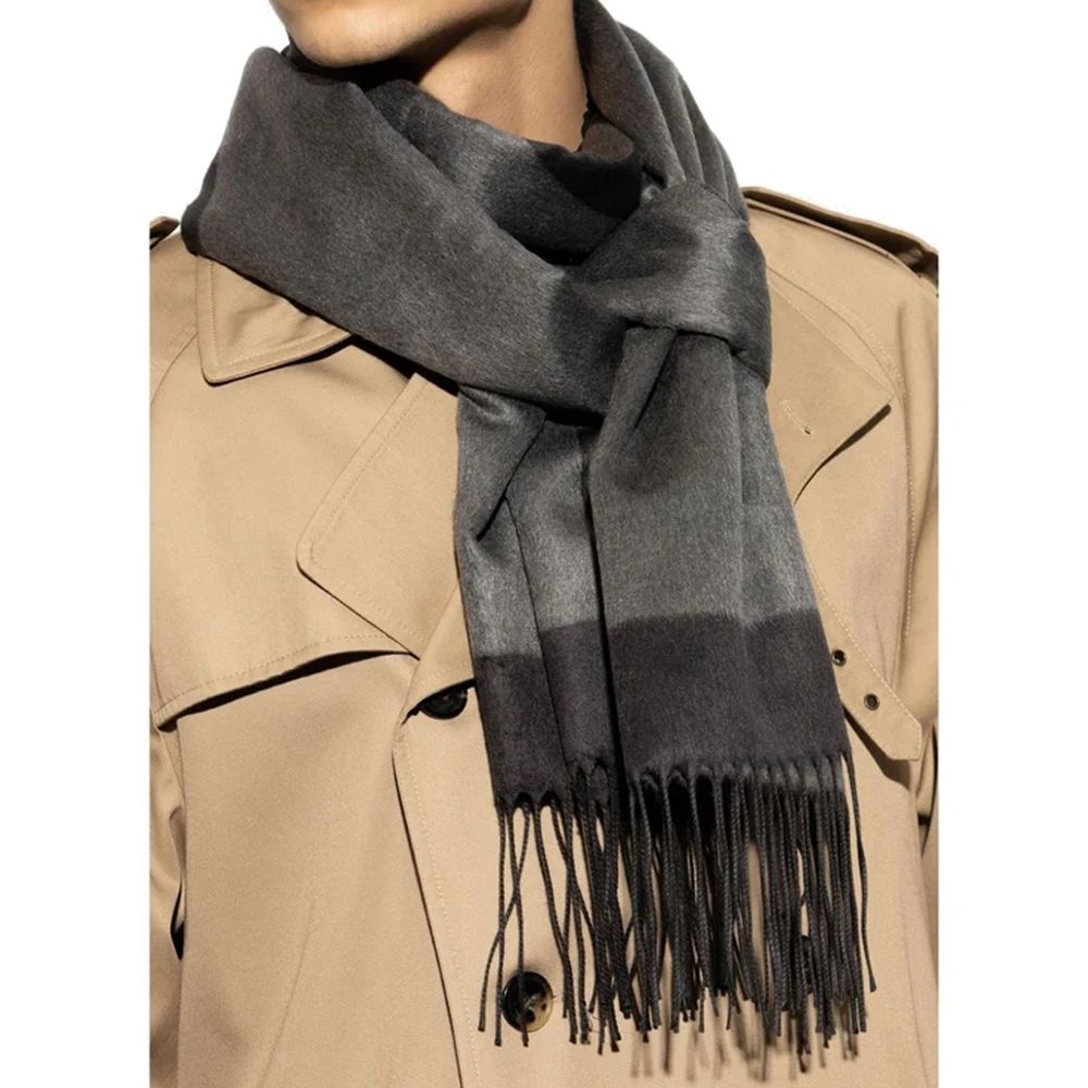 Saint Laurent Cassandre Seidenschal