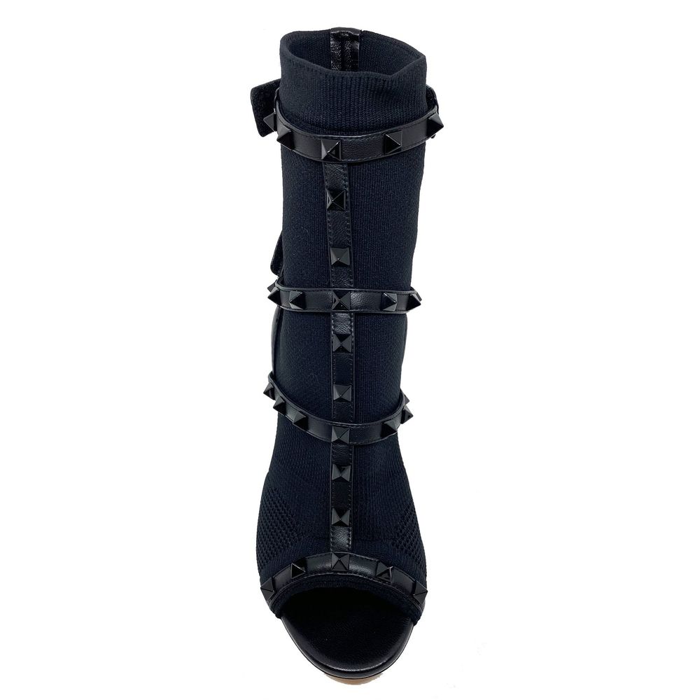 Valentino Garavani Valentino Rockstud Sandalen mit Sockenabsatz