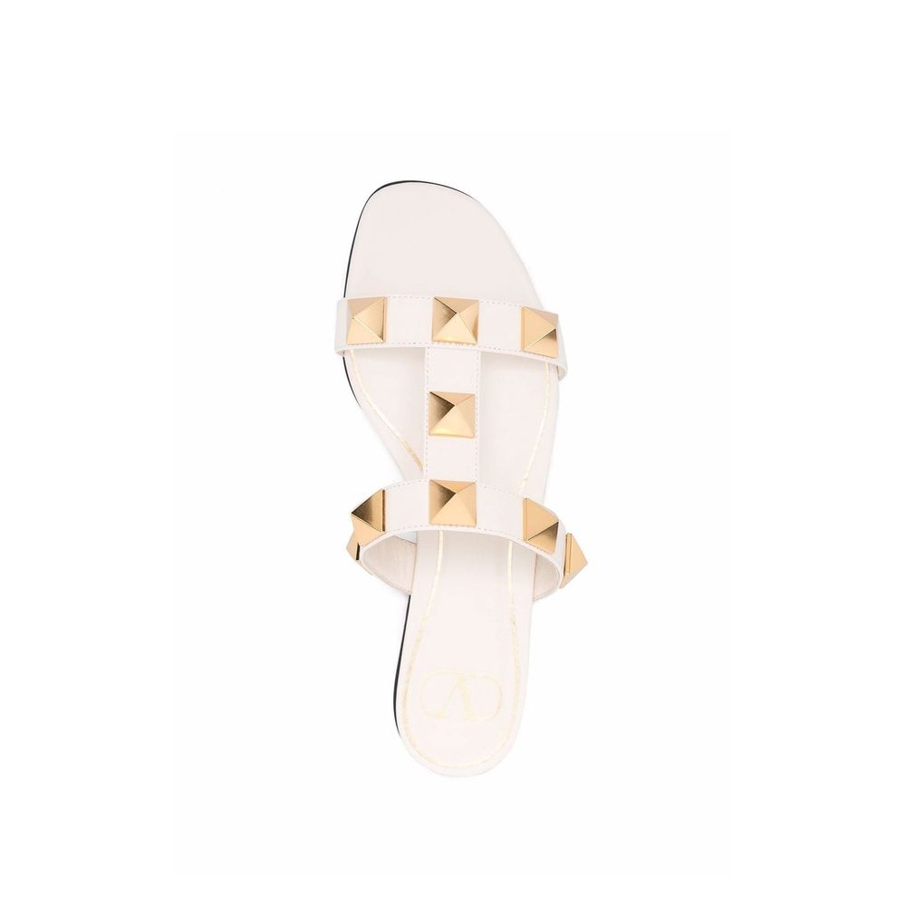 Valentino Garavani – Roman – Flache Sandalen aus Leder mit Nieten