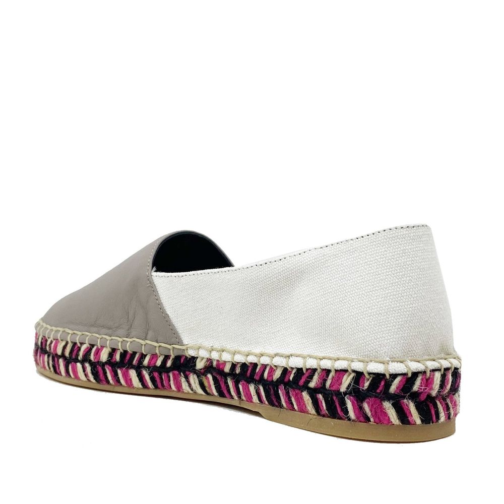 Cremefarbene Espadrilles aus Leder