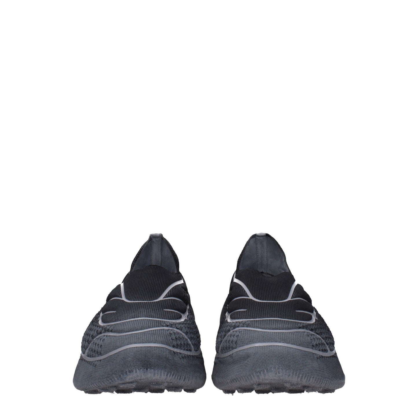 Sportliche Sneakers aus grauem Stoff von Givenchy