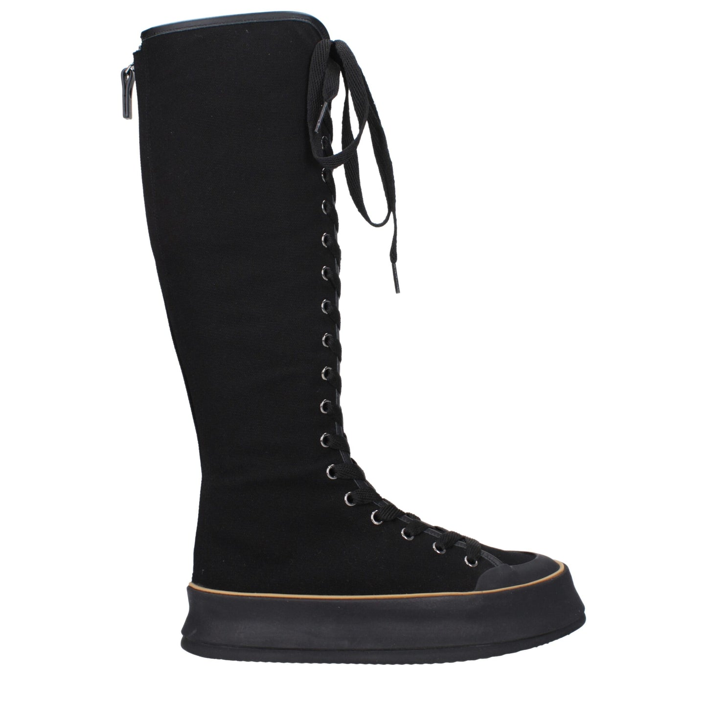 Bottes en tissu noir à lacets