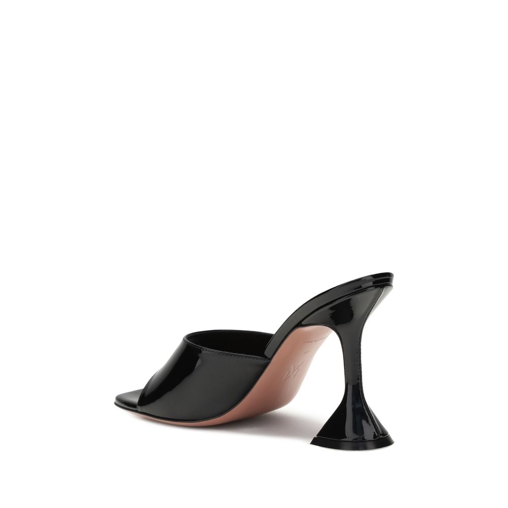Amina Muaddi Lupita-Sandalen aus Lackleder
