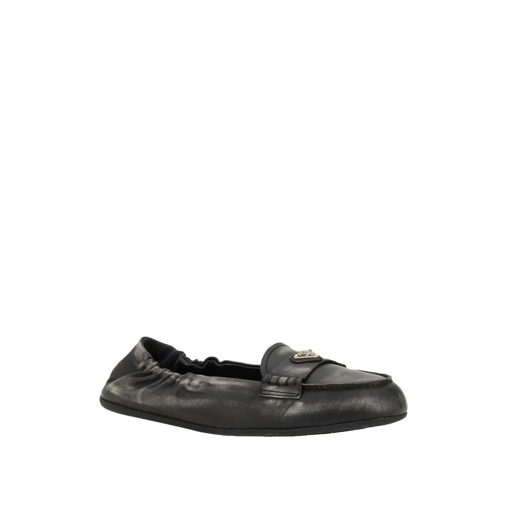 Mocassins en cuir effet vintage Prada