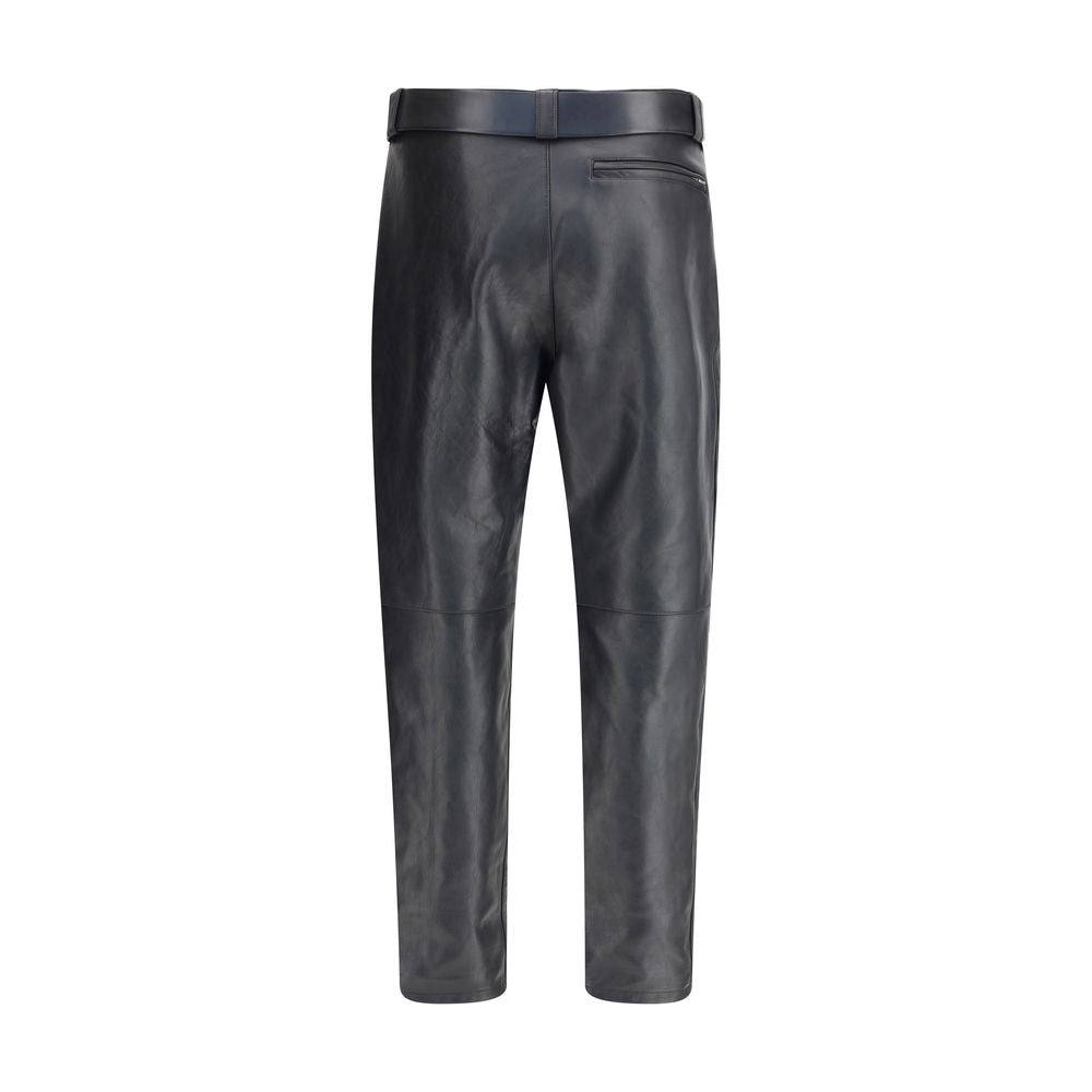 Saint Laurent Hose aus gehämmertem Leder mit Gürtel