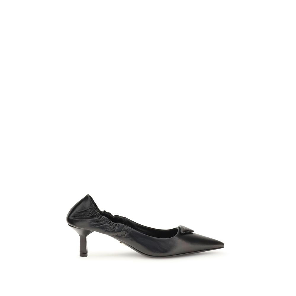 Escarpins en cuir avec logo Prada