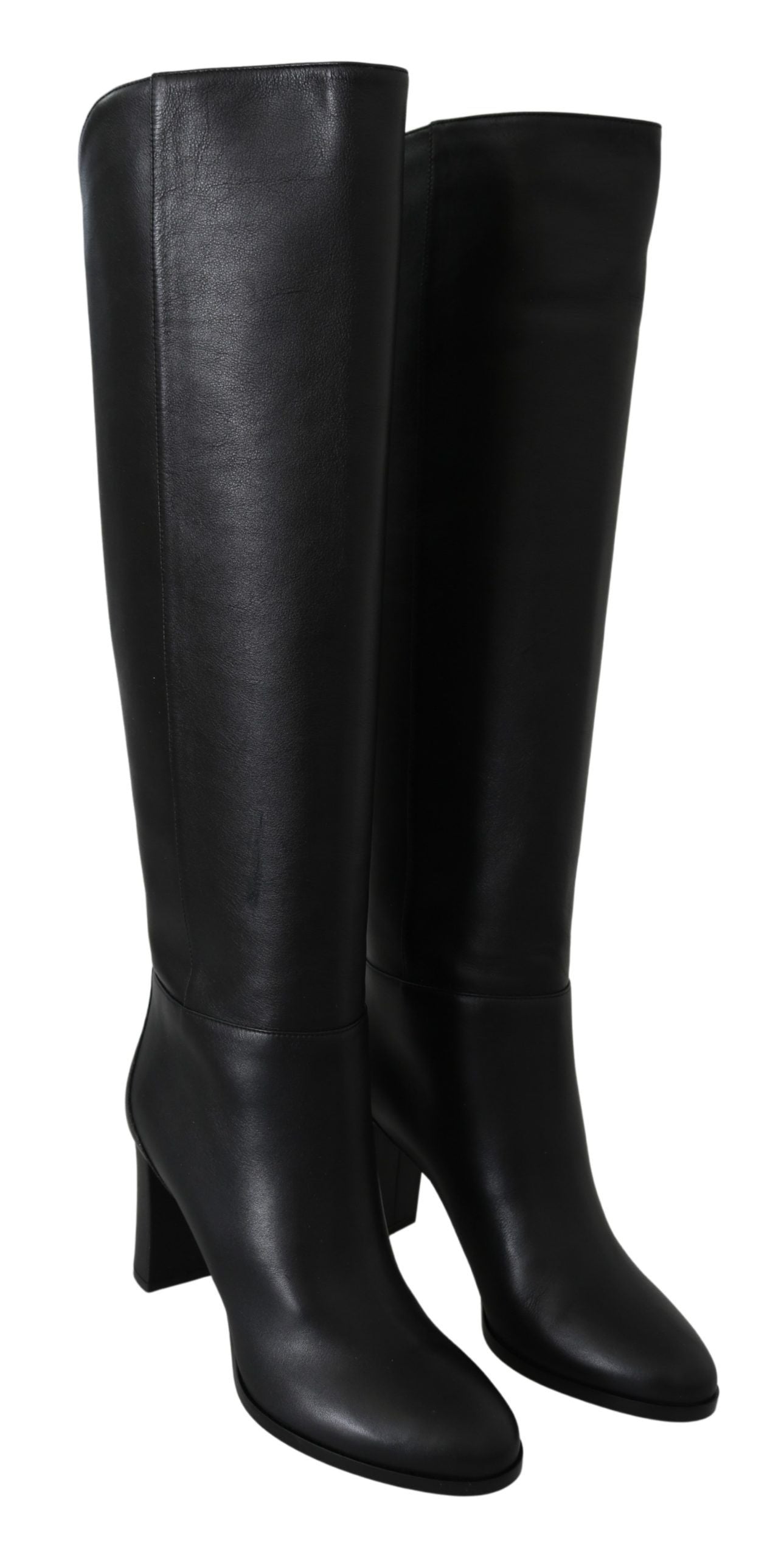 Bottes à talons élégantes en cuir de veau noir.