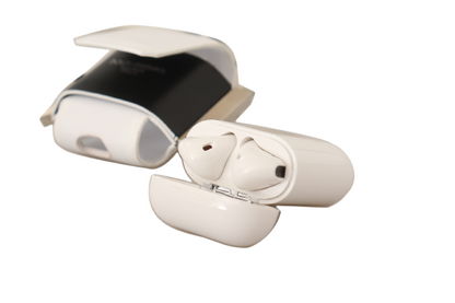 Étui pour Airpods Dolce &amp; Gabbana avec bracelet en cuir blanc et noir et logo en métal argenté