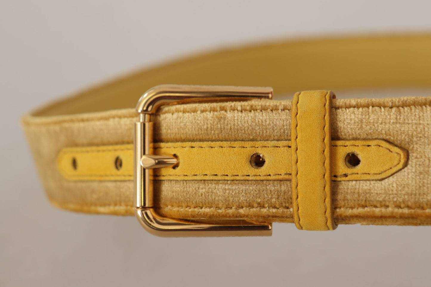 Ceinture Dolce &amp; Gabbana en velours jaune avec boucle gravée du logo en métal doré