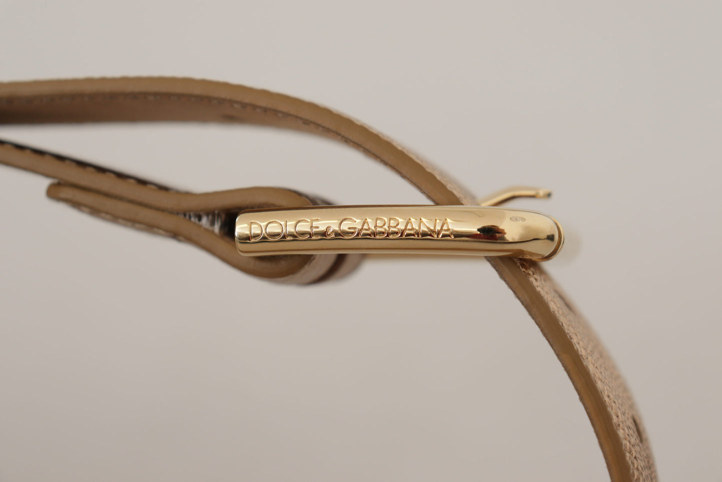 Ceinture Dolce &amp; Gabbana en cuir or rose avec boucle en métal métallisé