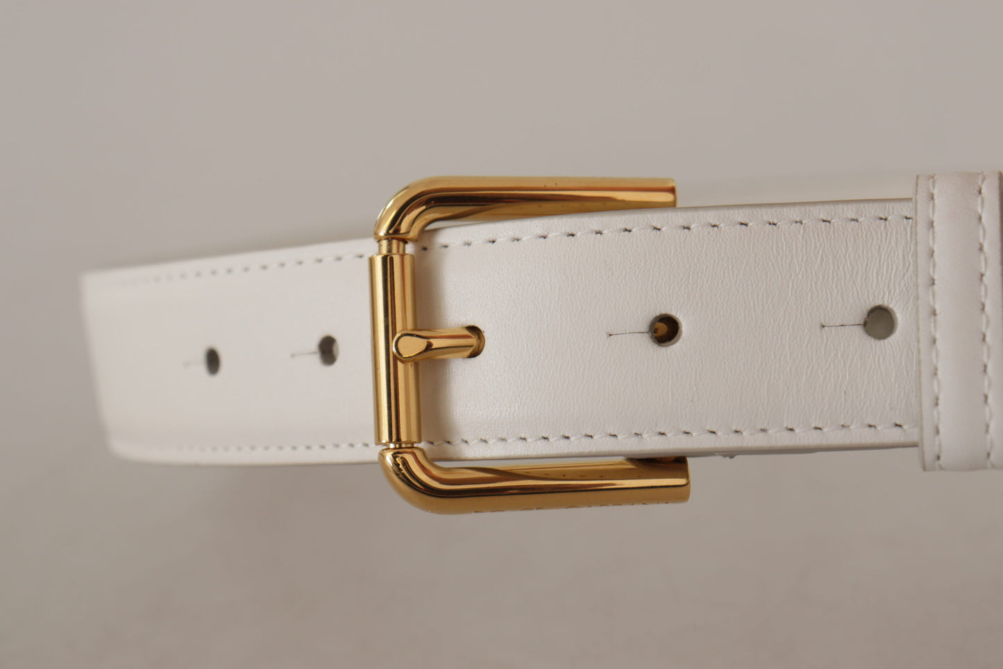 Ceinture Dolce &amp; Gabbana en cuir de veau blanc avec boucle en métal doré et logo