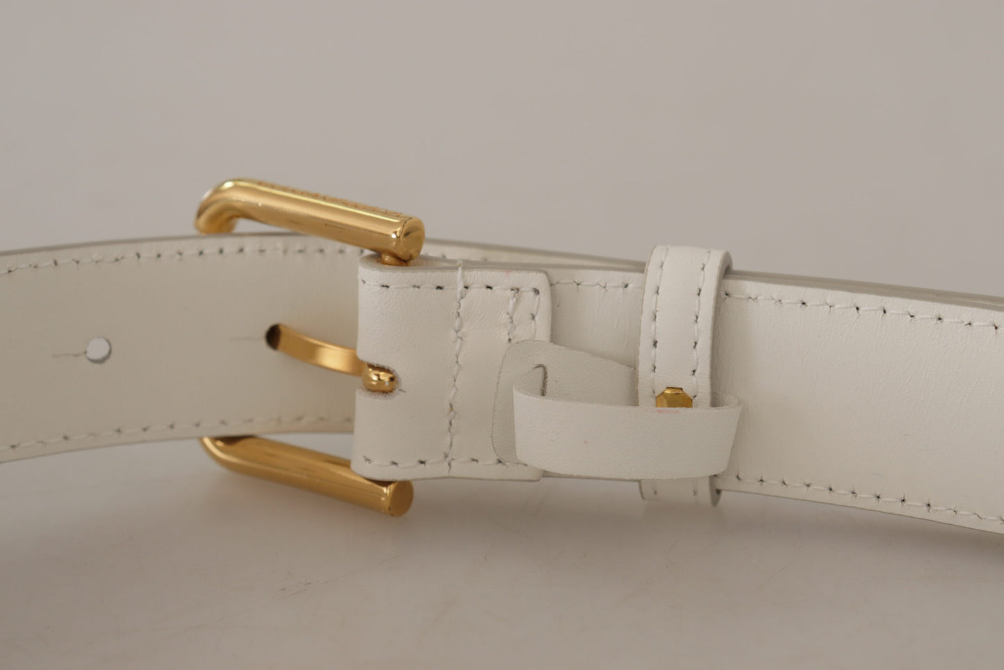 Ceinture Dolce &amp; Gabbana en cuir de veau blanc avec boucle en métal doré et logo