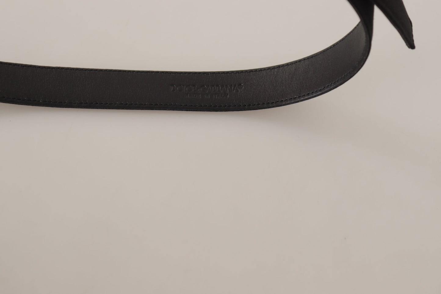 Ceinture Dolce &amp; Gabbana en cuir de veau noir avec boucle en métal vintage