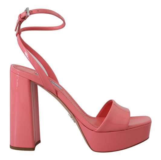 Prada Pink Lack Sandalen Knöchelriemen Heels Sandale