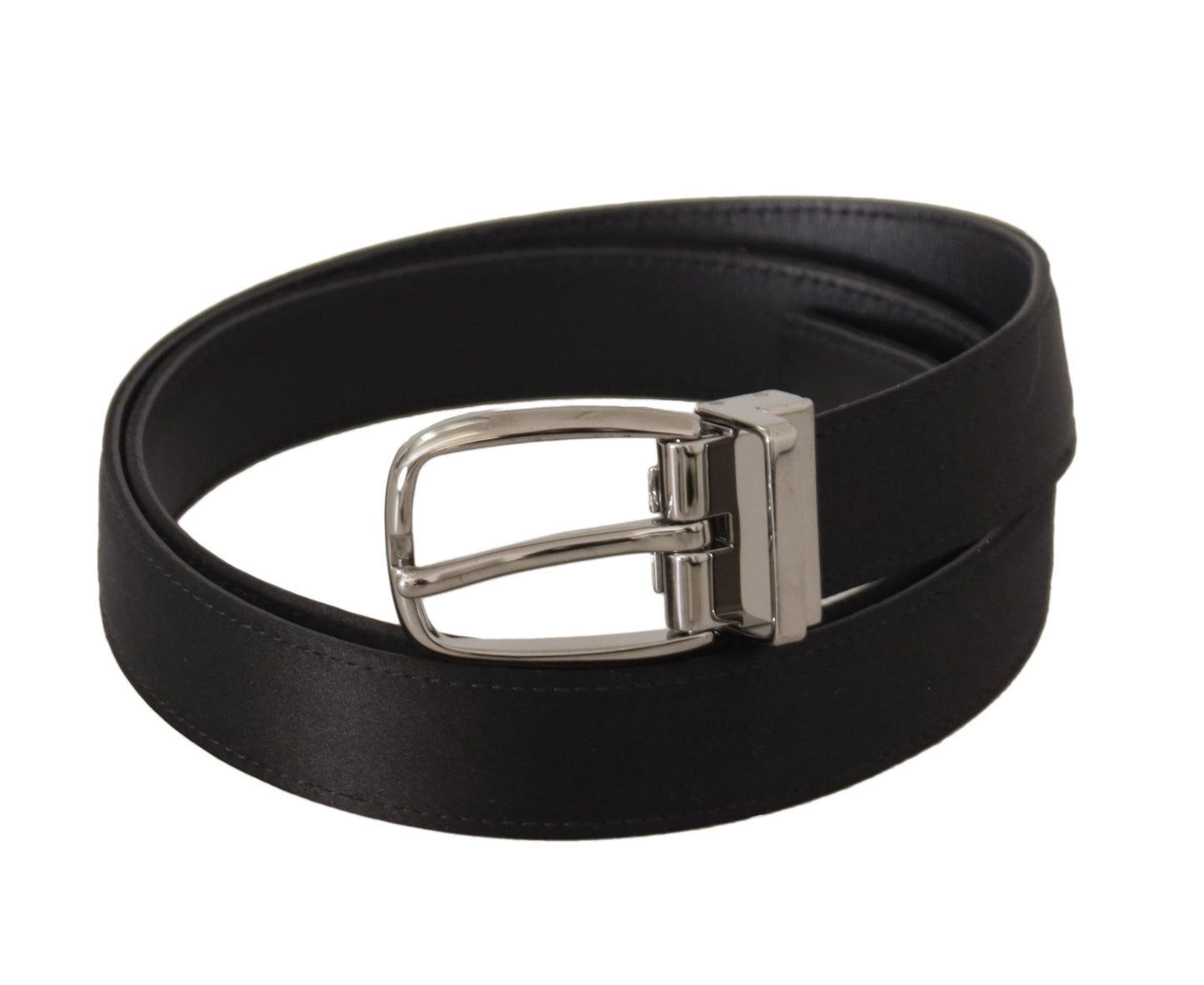 Ceinture en cuir de veau noir avec boucle en métal argenté et logo de la marque Dolce &amp; Gabbana.