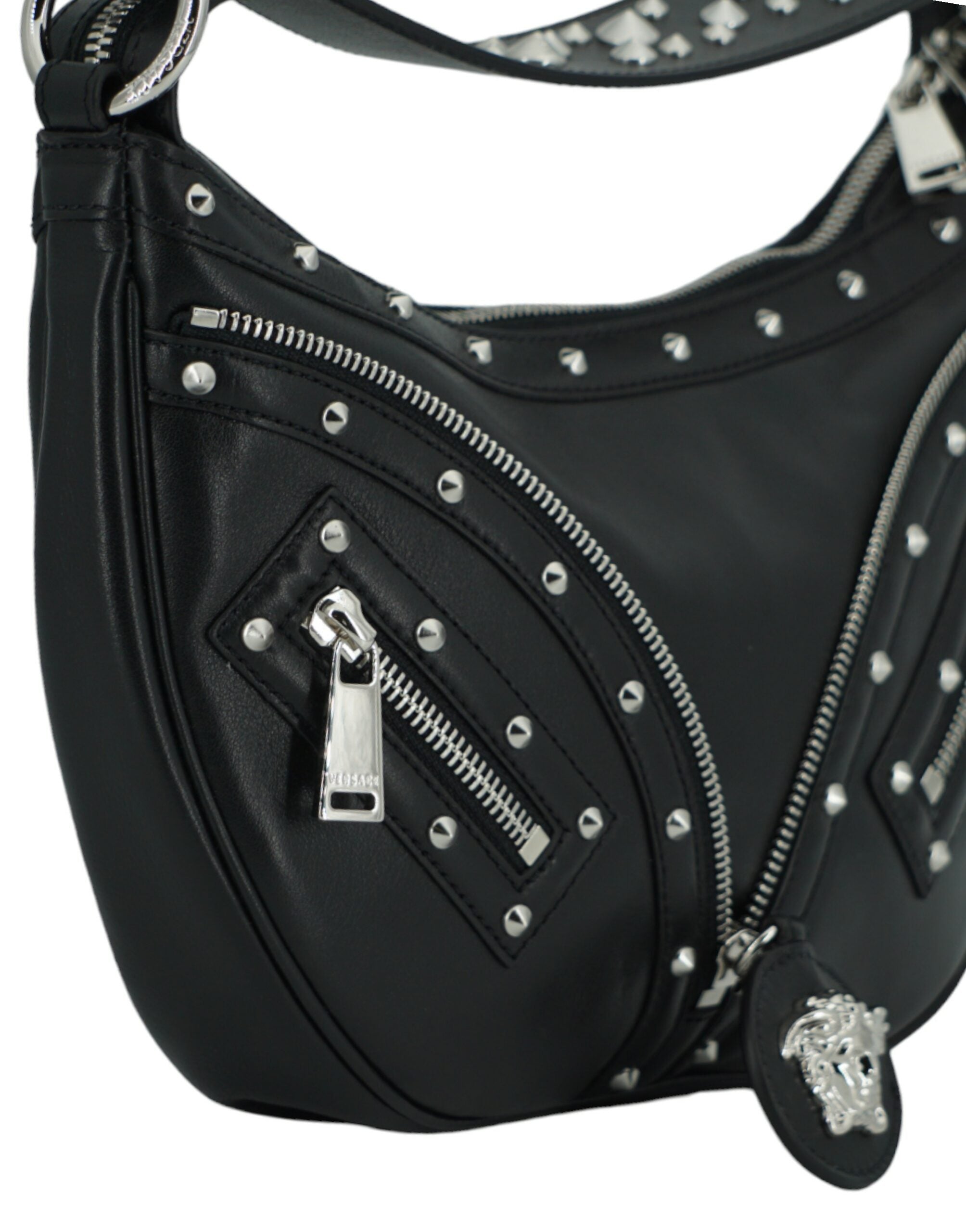 Sac hobo porté à l'épaule en cuir noir élégant
