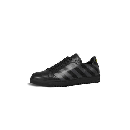 Off-White Damen Sneaker aus schwarzem Kalbsleder