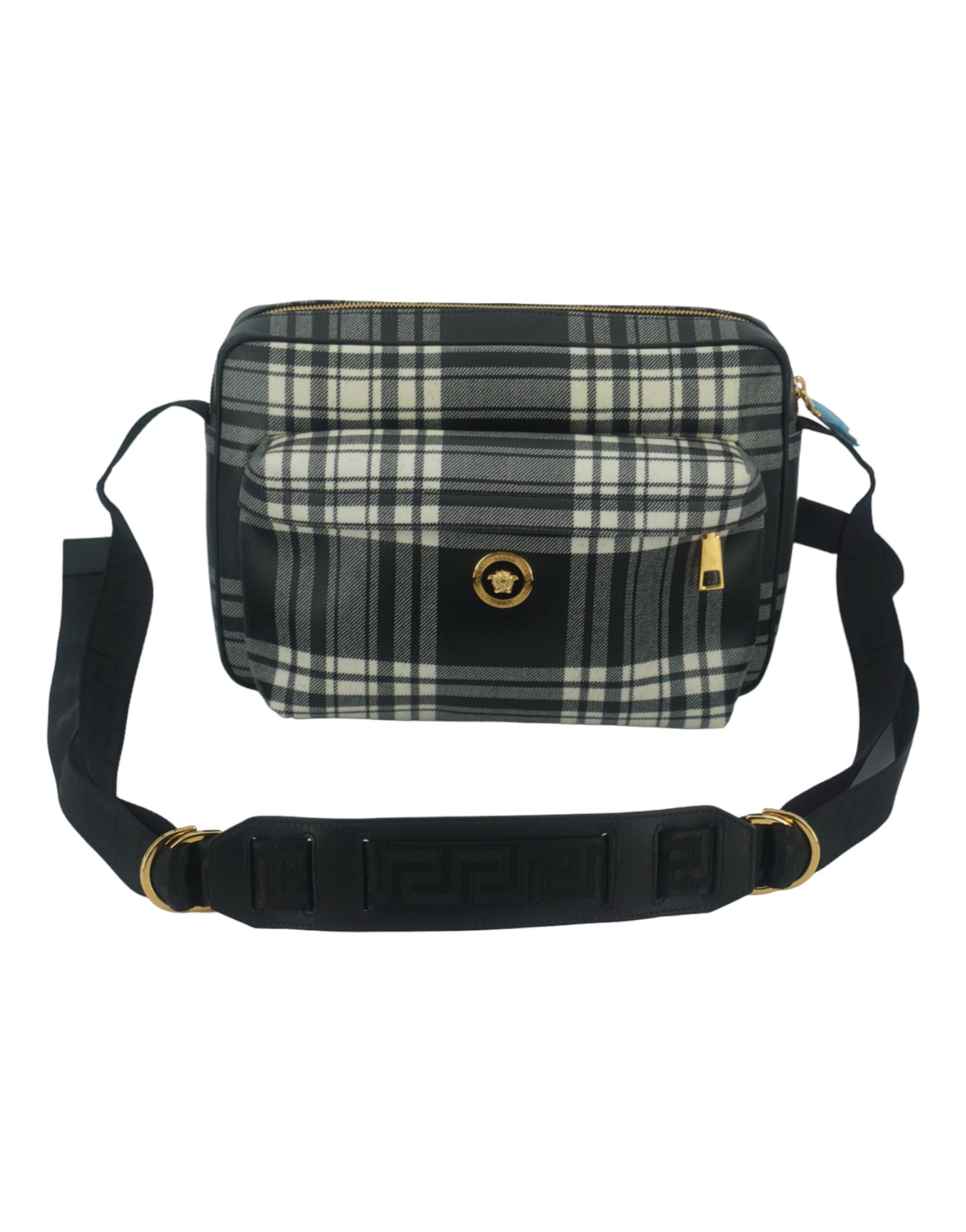 Sac bandoulière élégant en cuir gris.