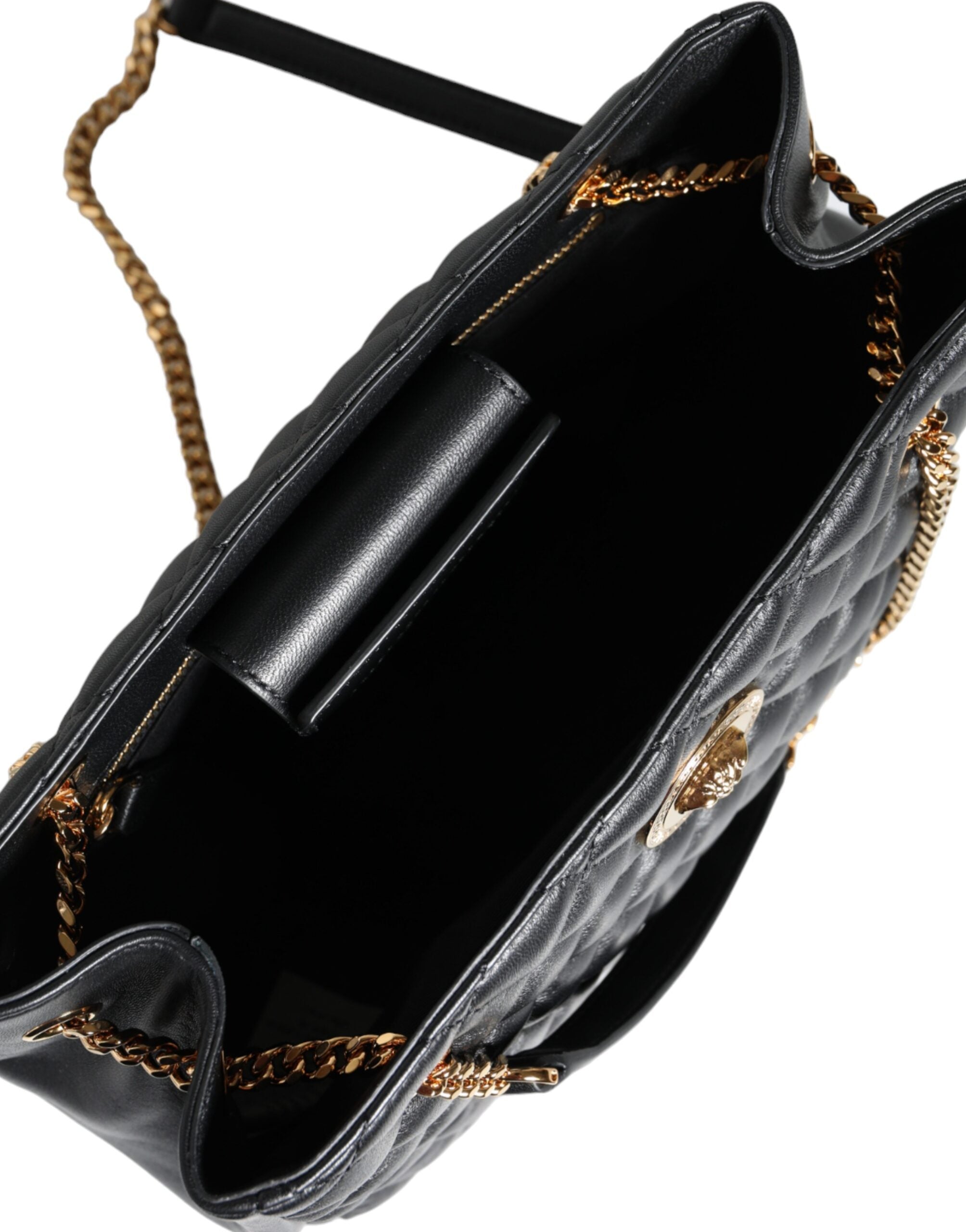 Sac à bandoulière en cuir de nappa noir matelassé avec chaîne