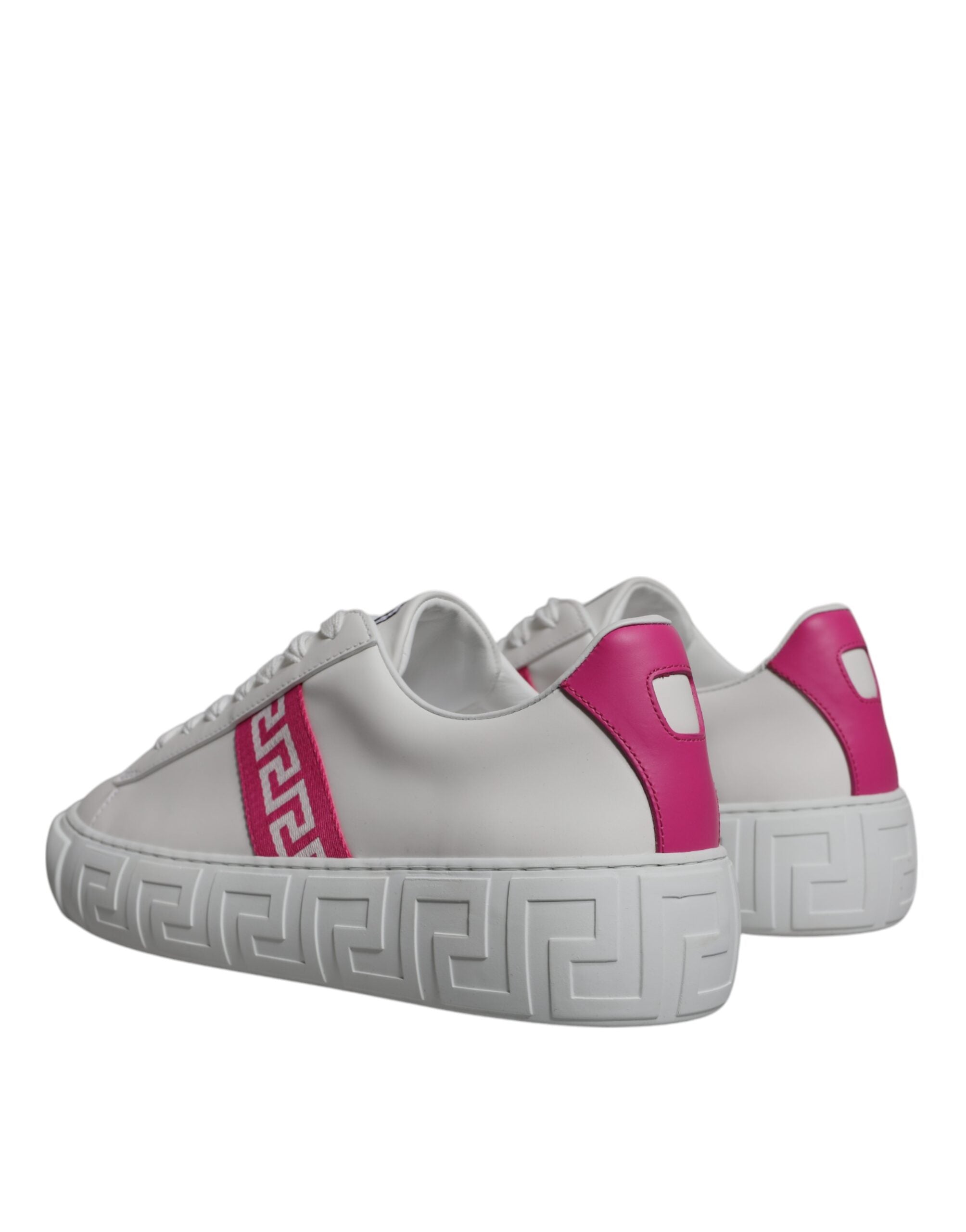 Sneakers basses à plateforme blanches et roses à imprimé grec.