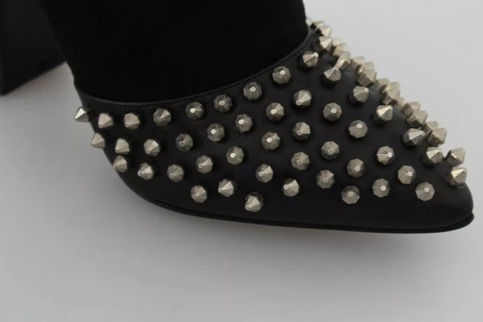 Bottines à talons cloutés en daim noir