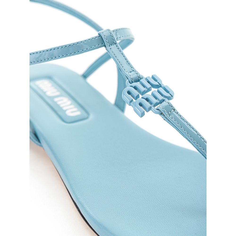 Sandale à lanières en cuir verni bleu