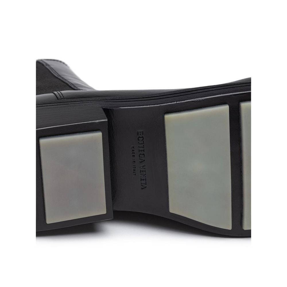 Botte en cuir noir