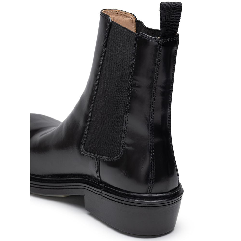Botte en cuir noir
