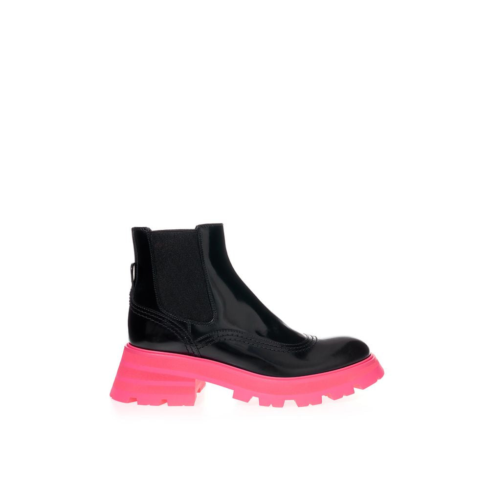 Bottes élégantes en cuir noir