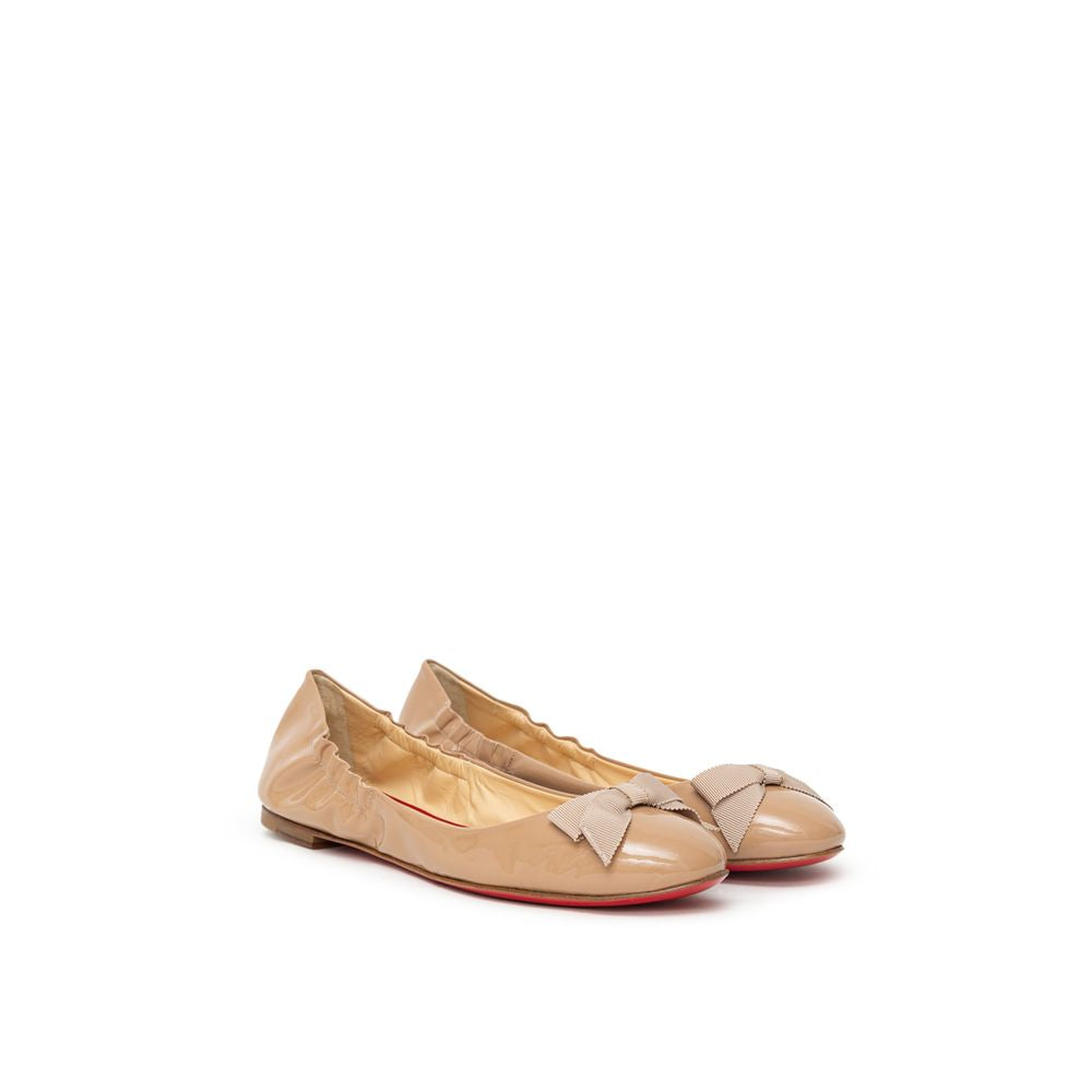 Bout de ballet en cuir verni beige