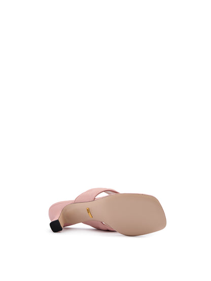Gucci Mystic Pink Nappaledersandalen Charlotte