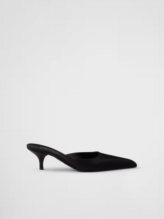 Prada Schwarzer Satin-Sabot