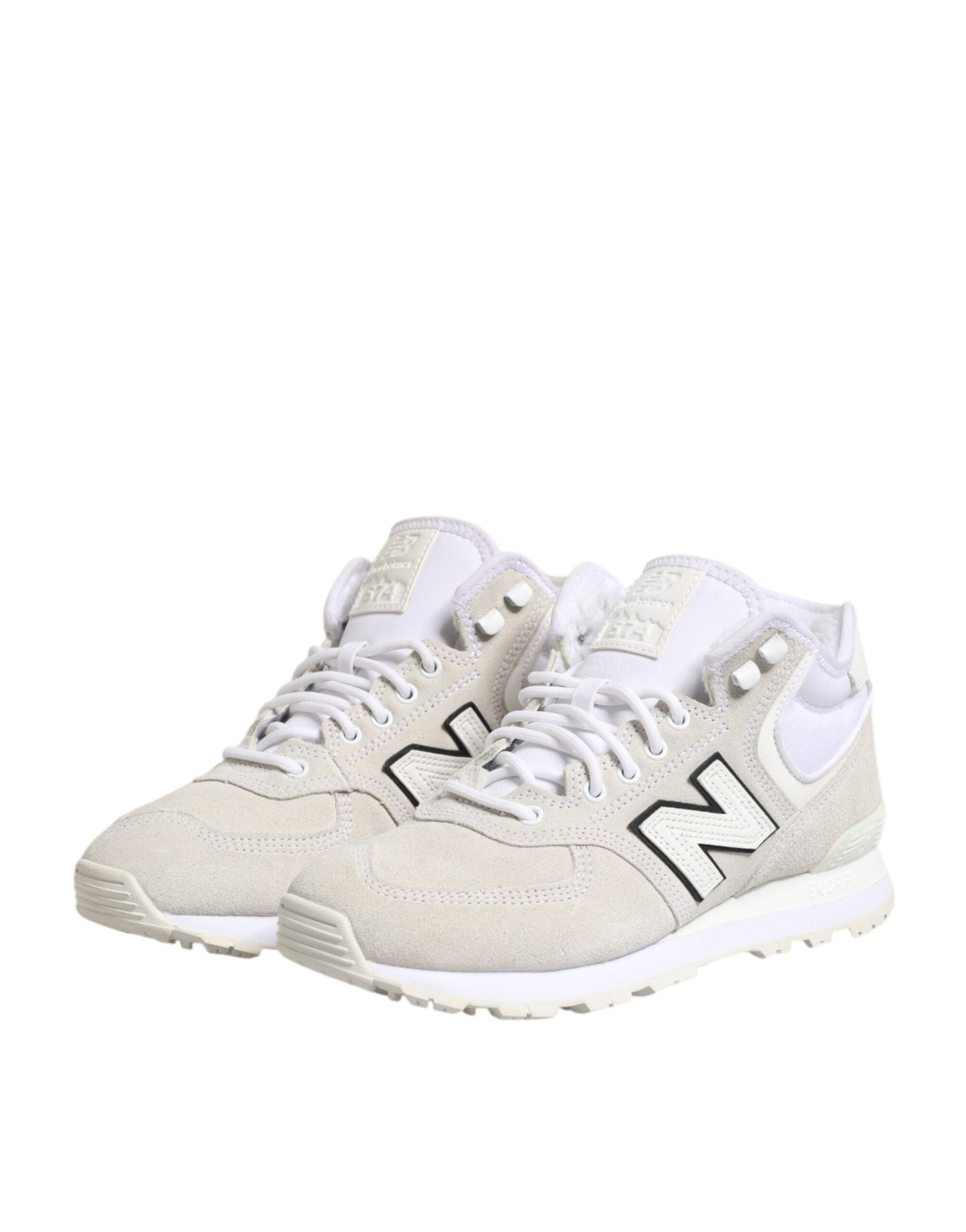 New Balance – Sneaker aus Wildleder in Off-White