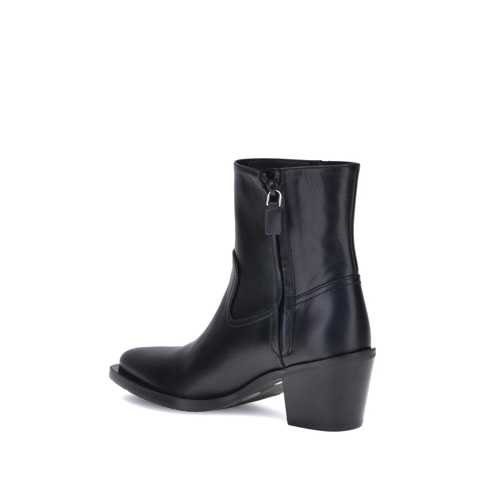 Botte Tate