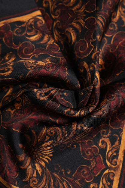 Foulard carré en soie à fleurs noires Dolce &amp; Gabbana pour homme