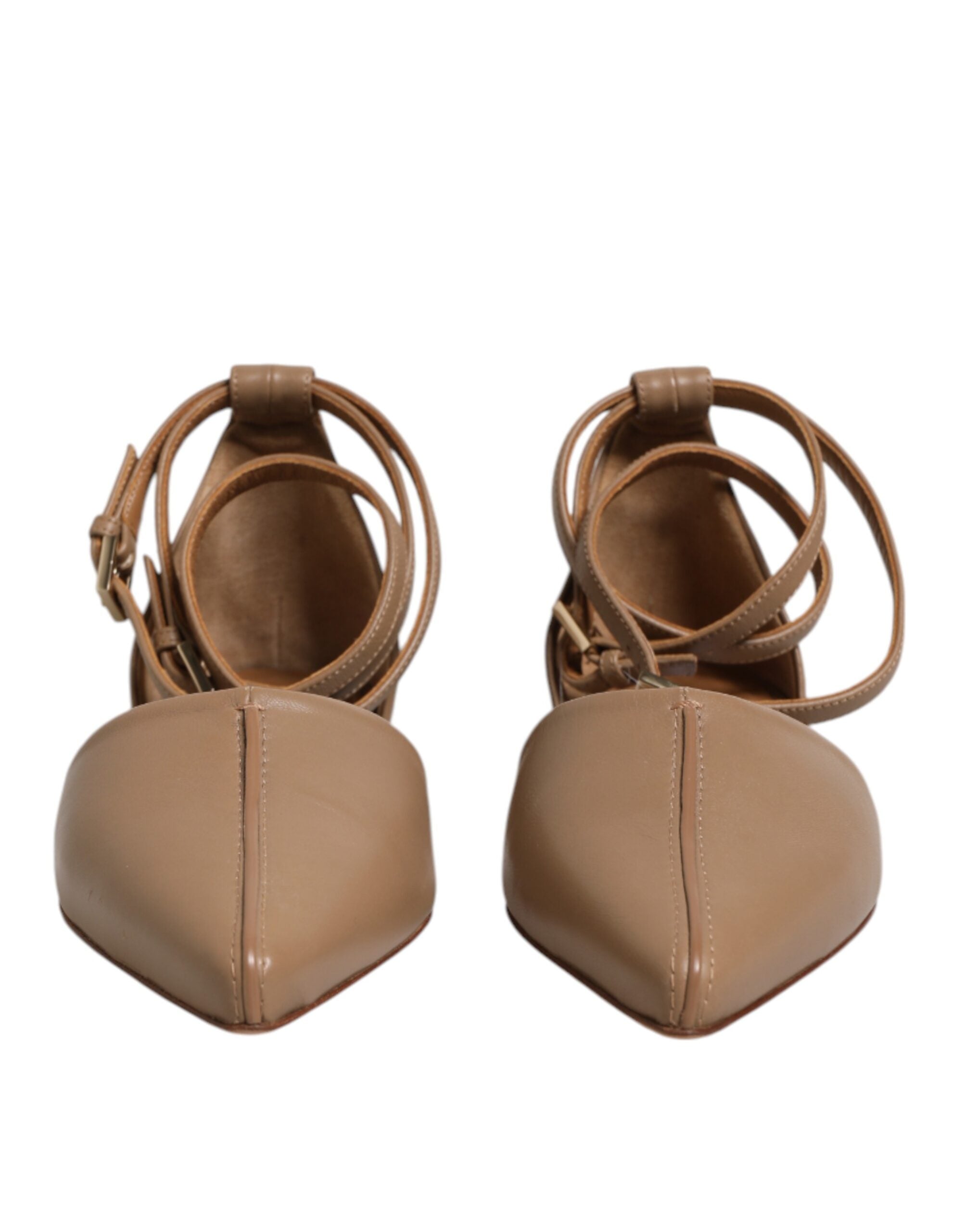 Sandales en cuir beige à bout pointu, ballerines plates.