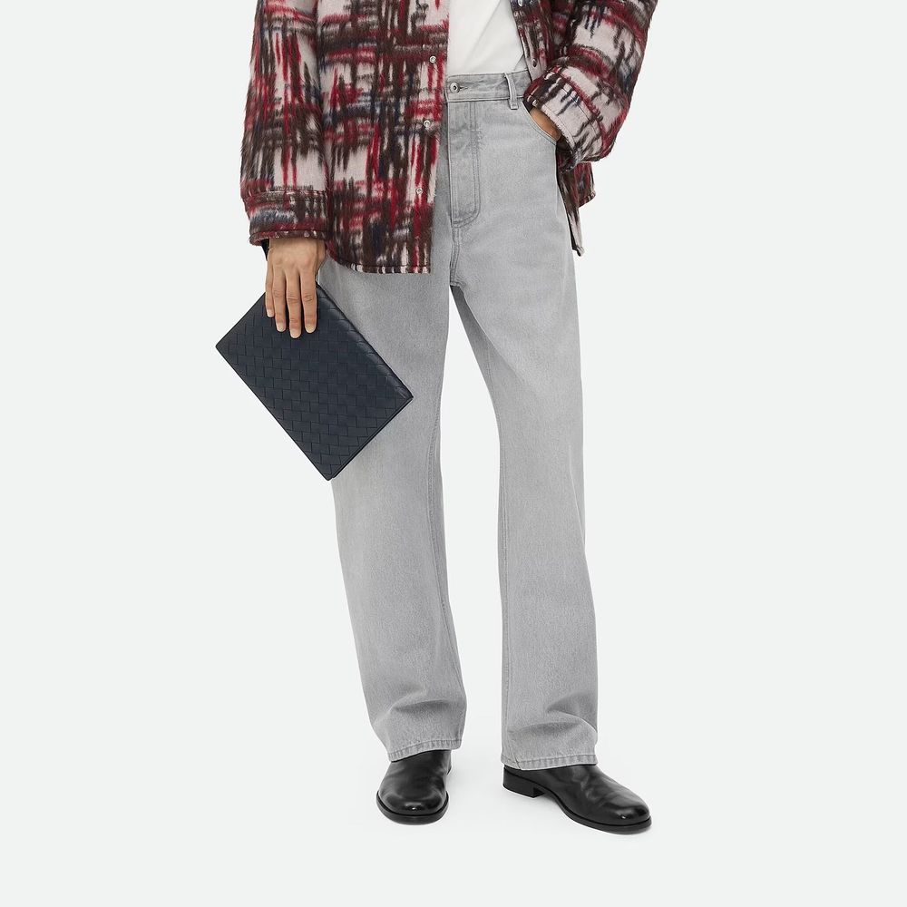 Kleine Intrecciato-Dokumententasche von Bottega Veneta